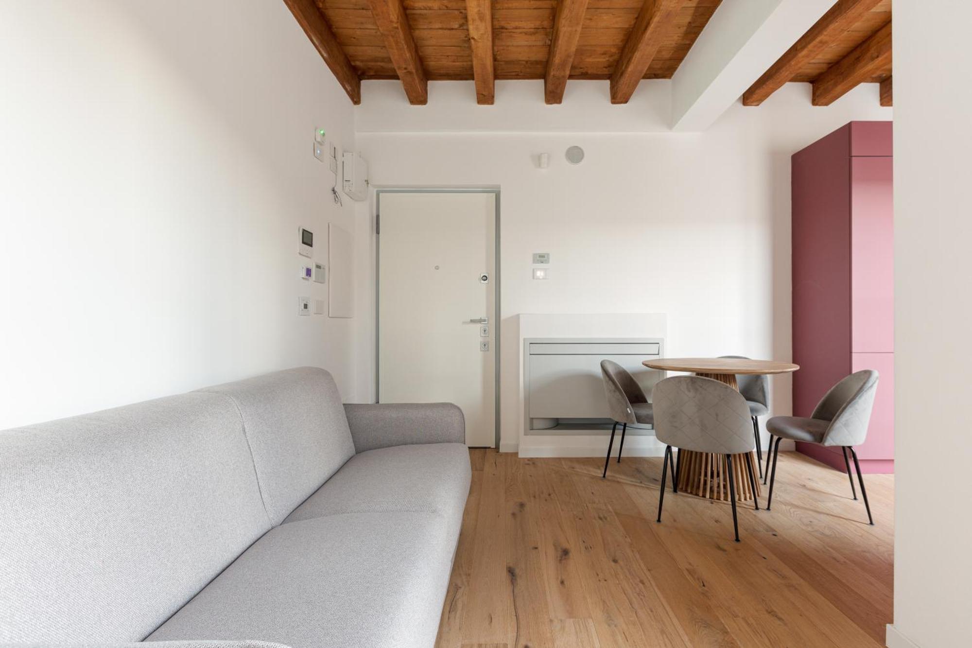 Modern Apartment In Milan With Balcony Εξωτερικό φωτογραφία