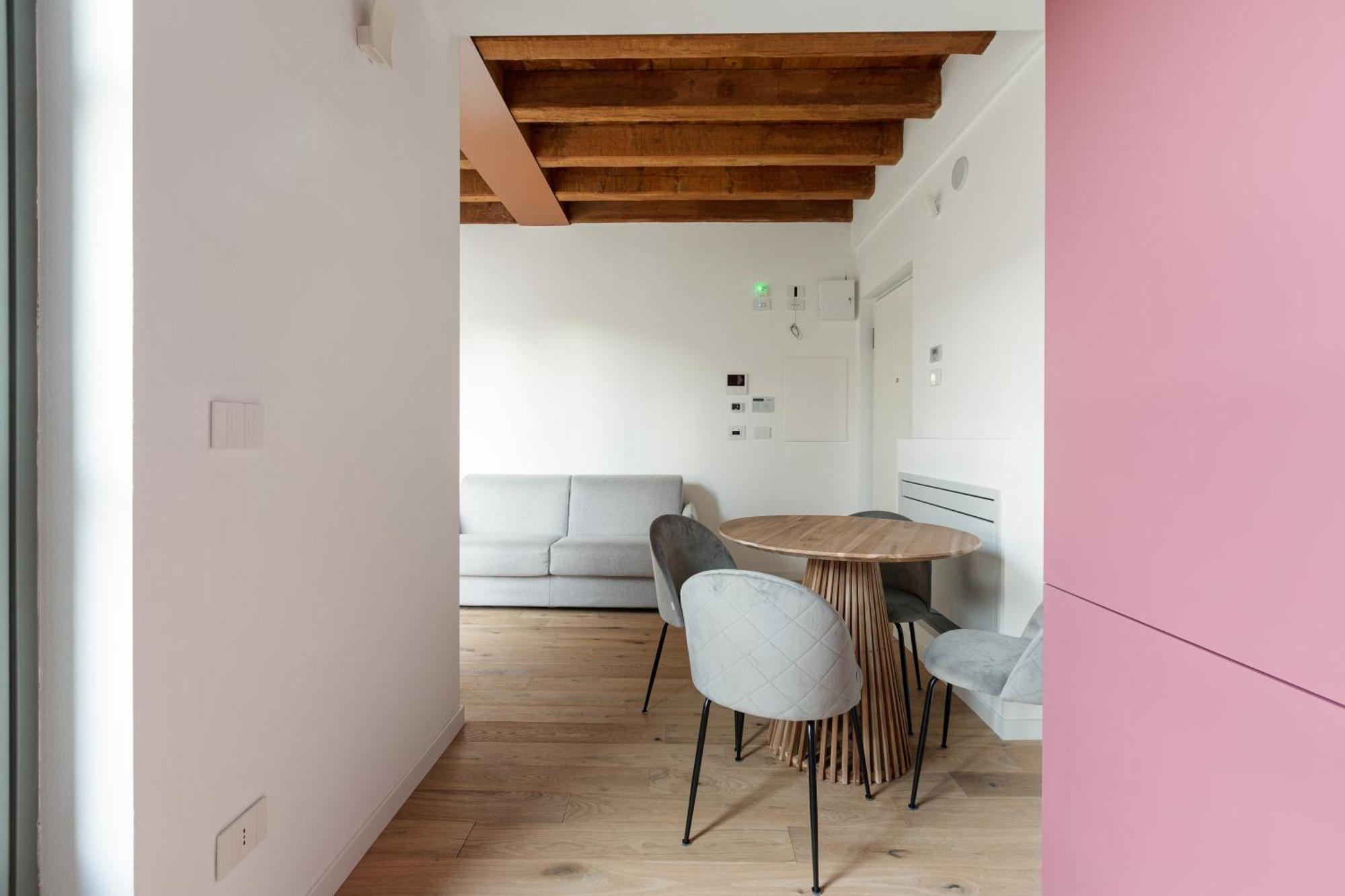 Modern Apartment In Milan With Balcony Εξωτερικό φωτογραφία